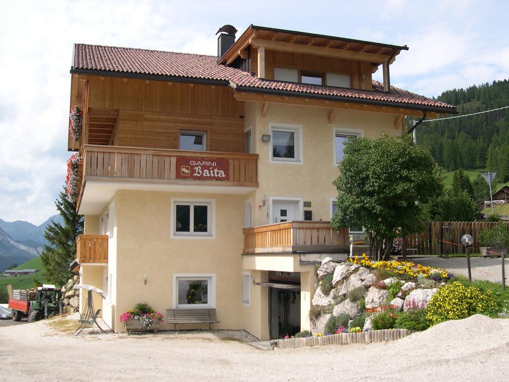 Garni Baita San Cassiano  Exterior photo